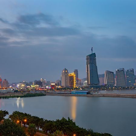 Crowne Plaza Macau By Ihg Hotel Ngoại thất bức ảnh Nanhai skyline