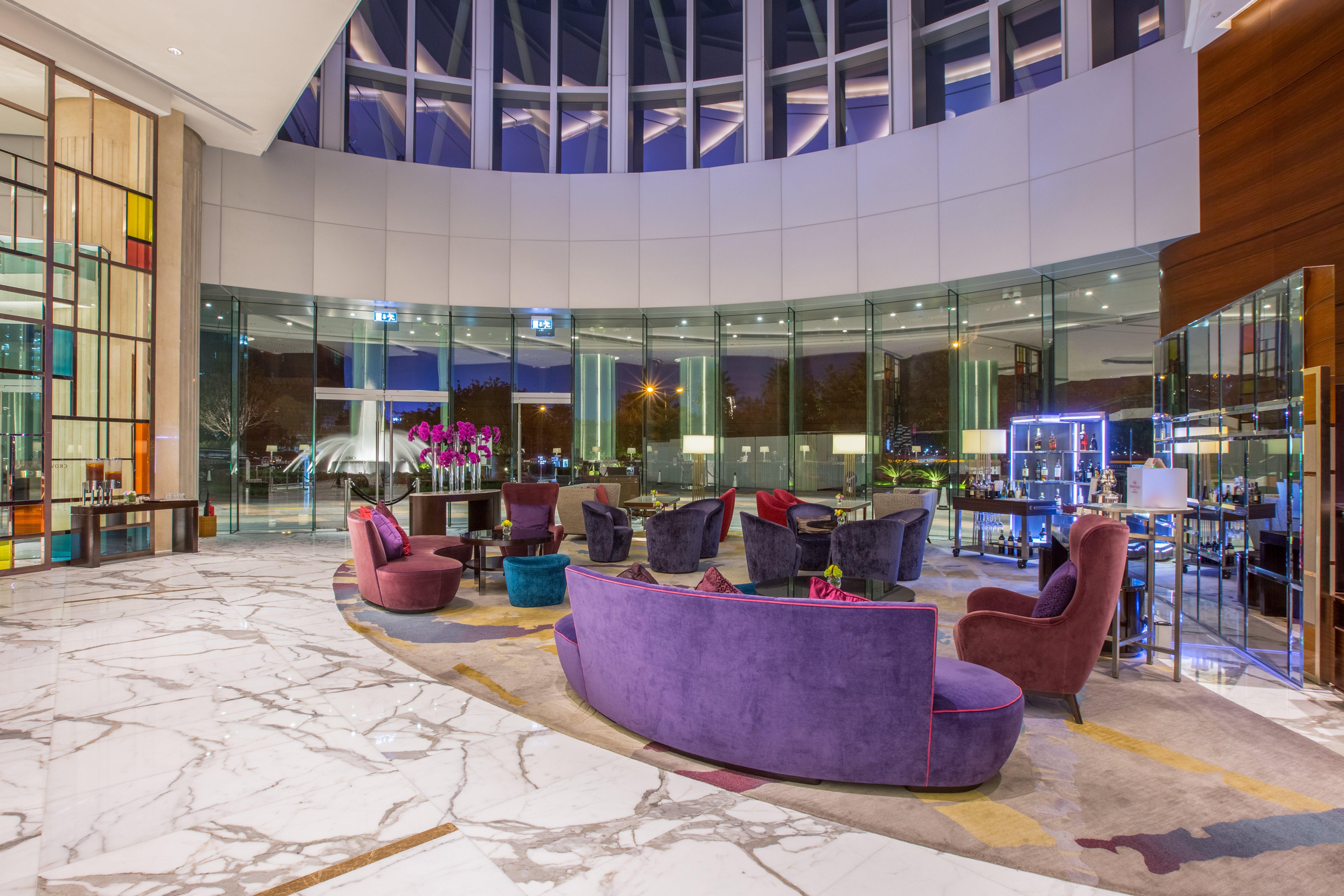 Crowne Plaza Macau By Ihg Hotel Ngoại thất bức ảnh The lobby of the hotel