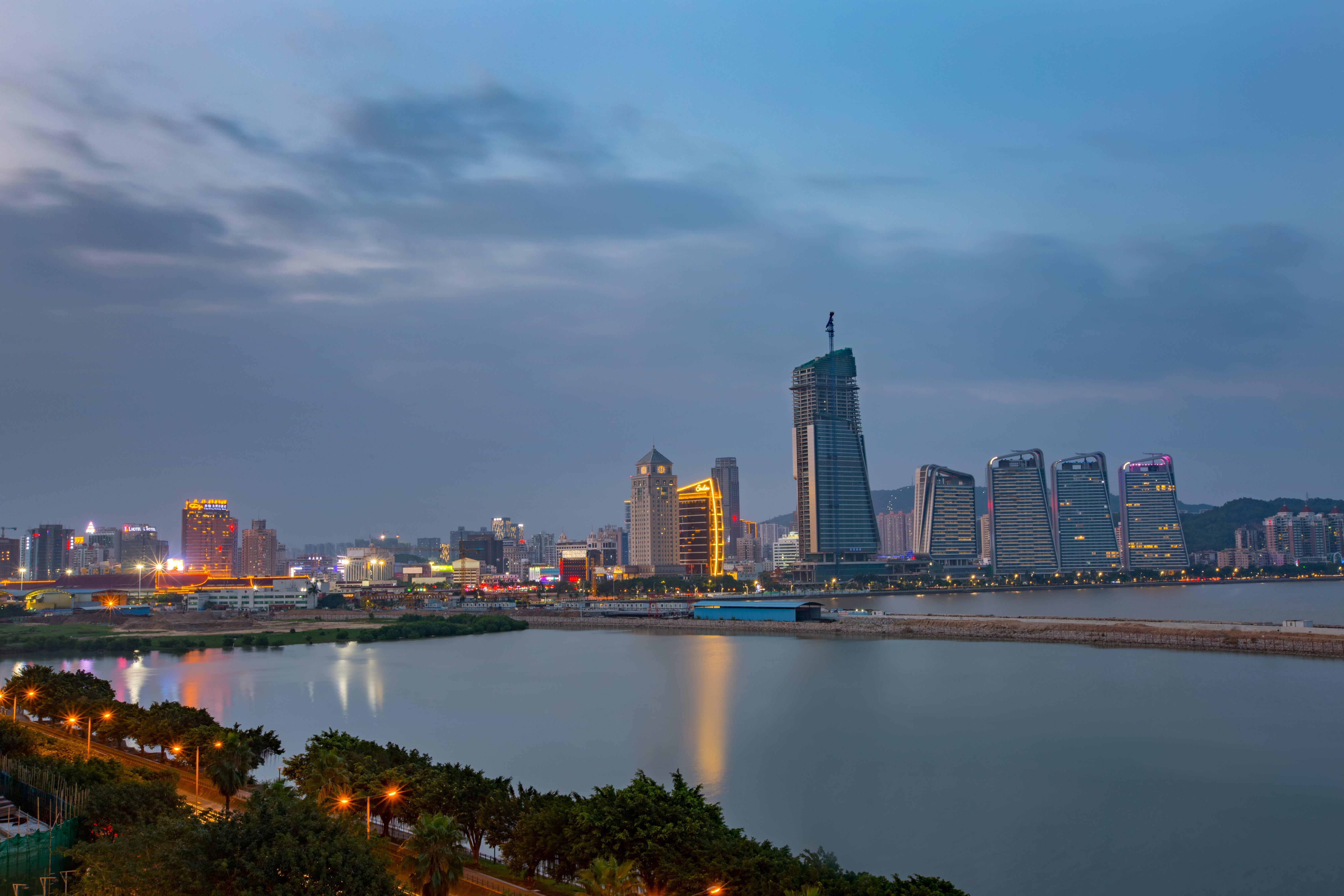 Crowne Plaza Macau By Ihg Hotel Ngoại thất bức ảnh Nanhai skyline