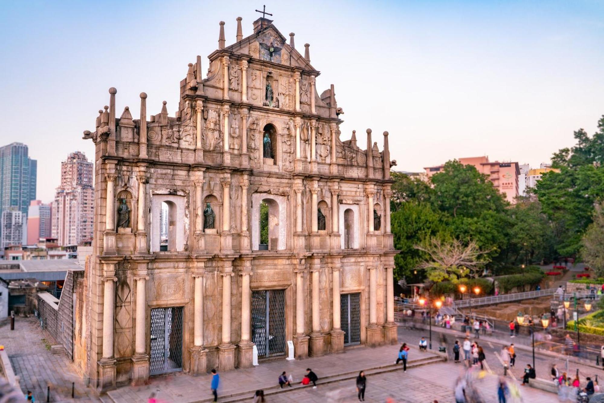 Crowne Plaza Macau By Ihg Hotel Ngoại thất bức ảnh The Ruins of St. Paul's